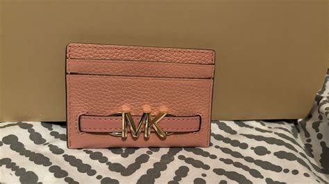 michael kors reed card case